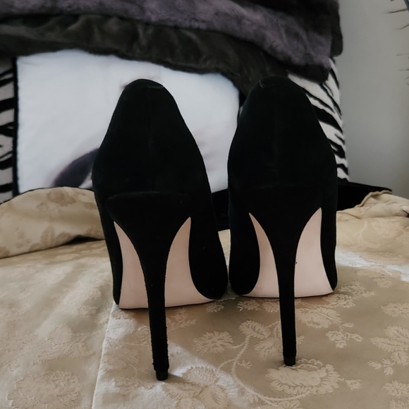 Maiden Lane Leather High-heeled Pumps EUC - Picture 3 of 7